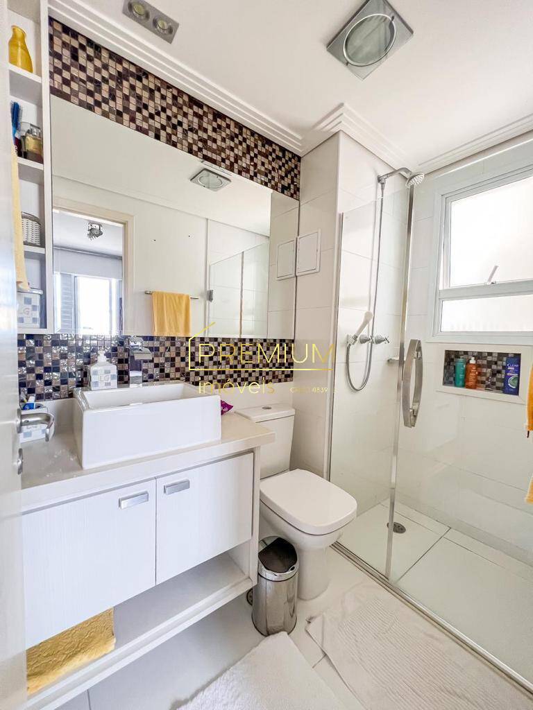 Apartamento à venda com 3 quartos, 131m² - Foto 10