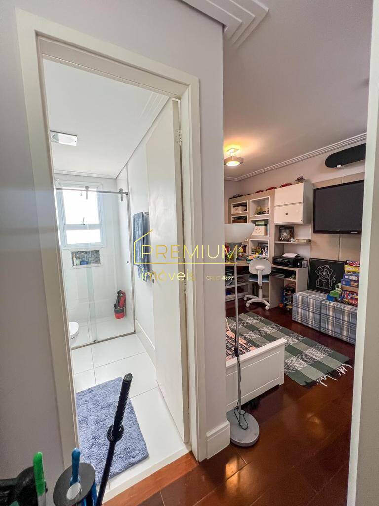 Apartamento à venda com 3 quartos, 131m² - Foto 20