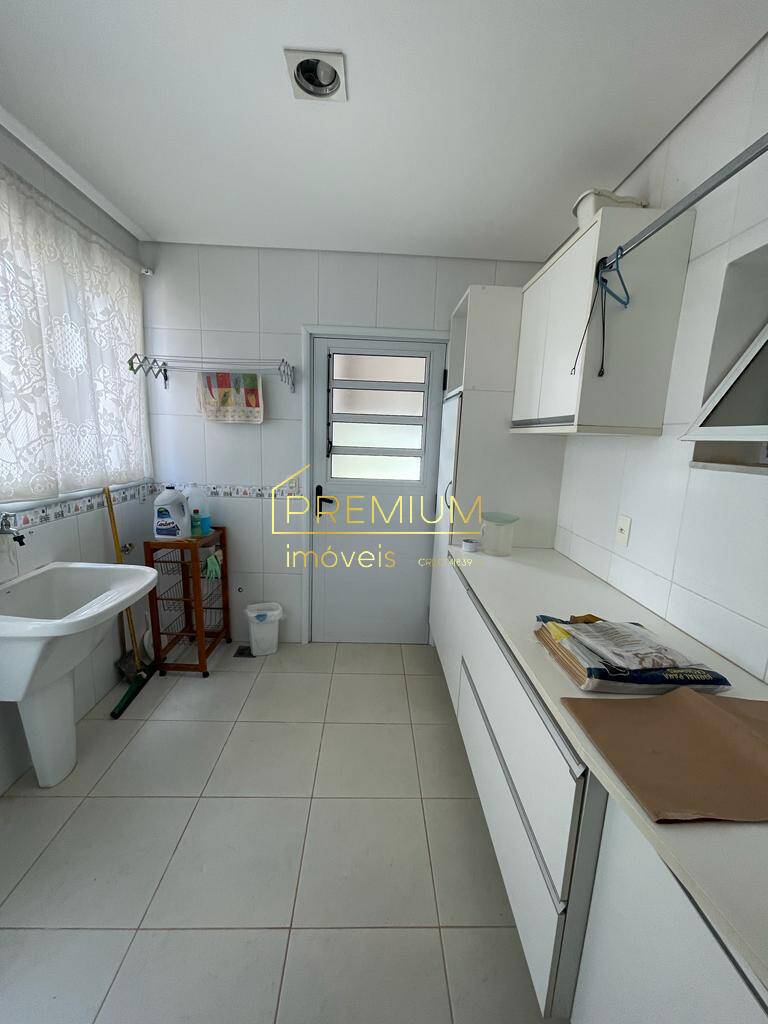 Casa à venda com 5 quartos, 340m² - Foto 21