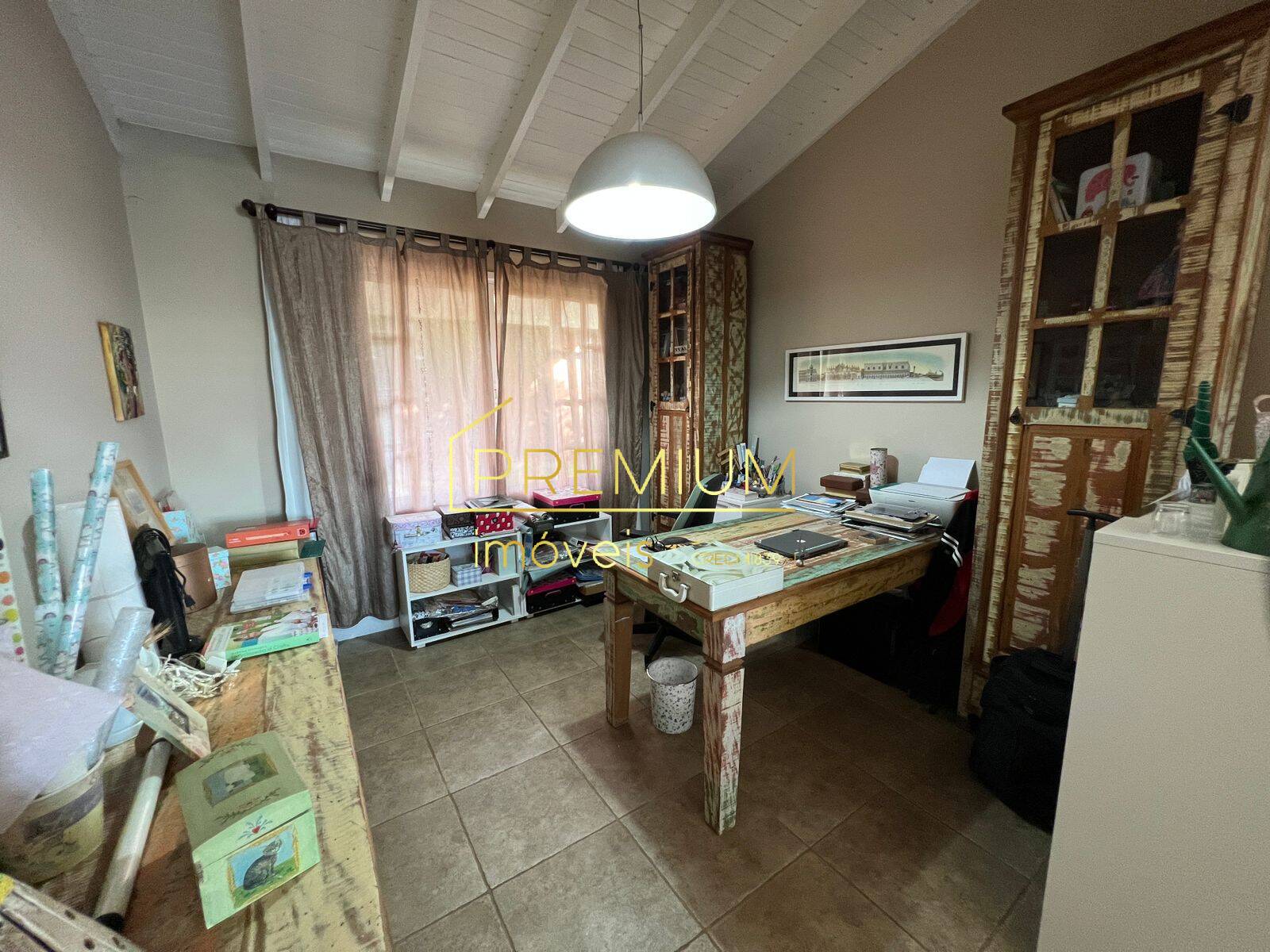 Casa à venda com 3 quartos, 322m² - Foto 23