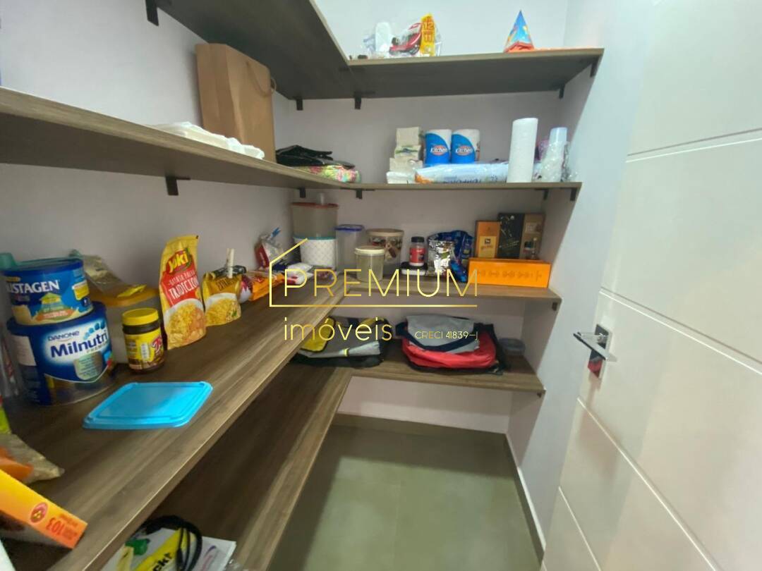 Casa à venda com 3 quartos, 300m² - Foto 19