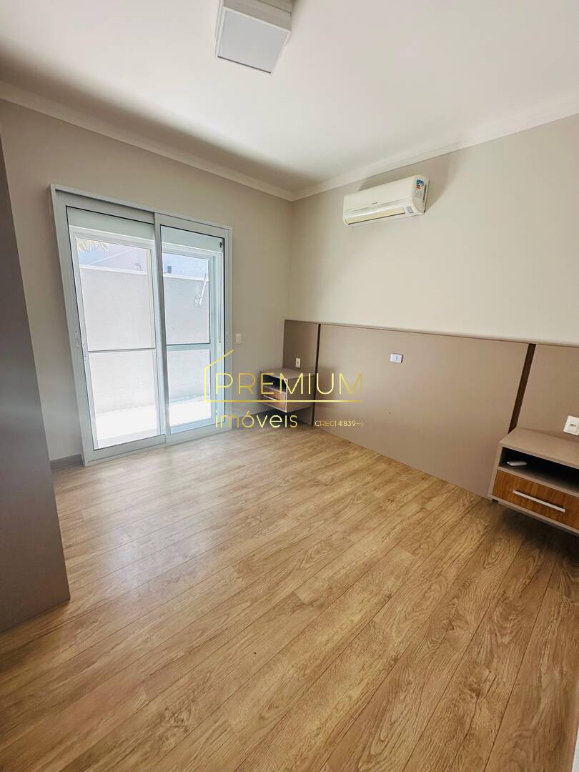 Casa à venda e aluguel com 4 quartos, 228m² - Foto 13