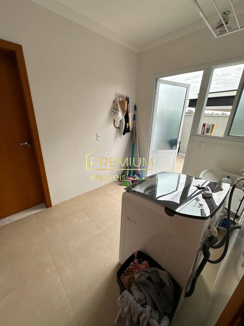 Casa para alugar com 4 quartos, 441m² - Foto 26