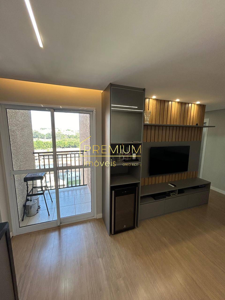 Apartamento à venda com 2 quartos, 54m² - Foto 1